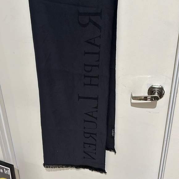 Ralph Lauren Scarf - Picture 1 of 4